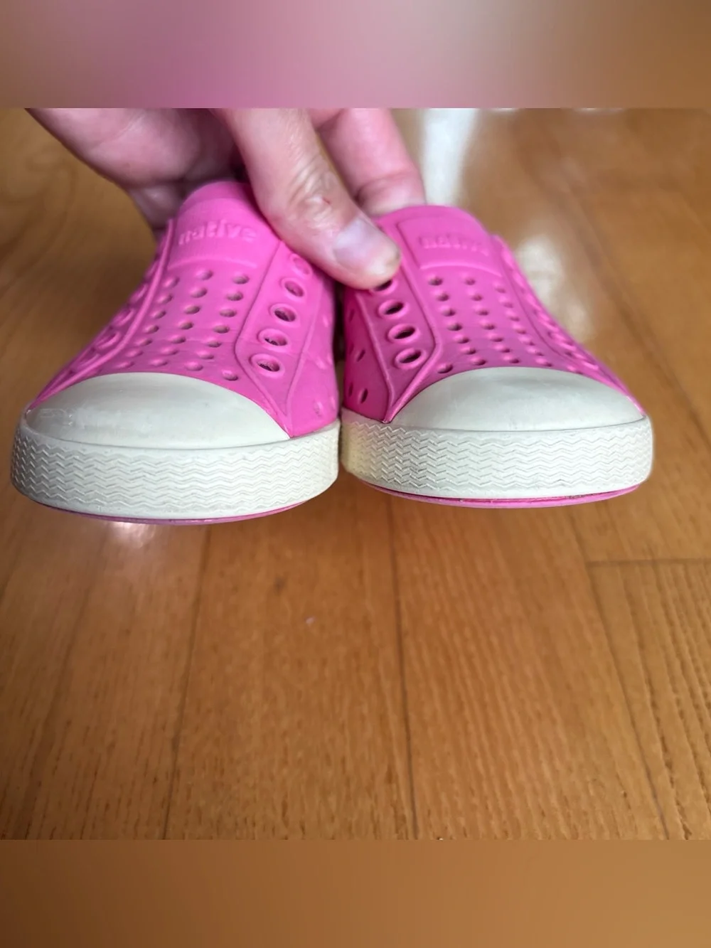 Native Jefferson Slip On Shoes Sneakers Pink Bone White Toddler Girl Sz 5 Summer